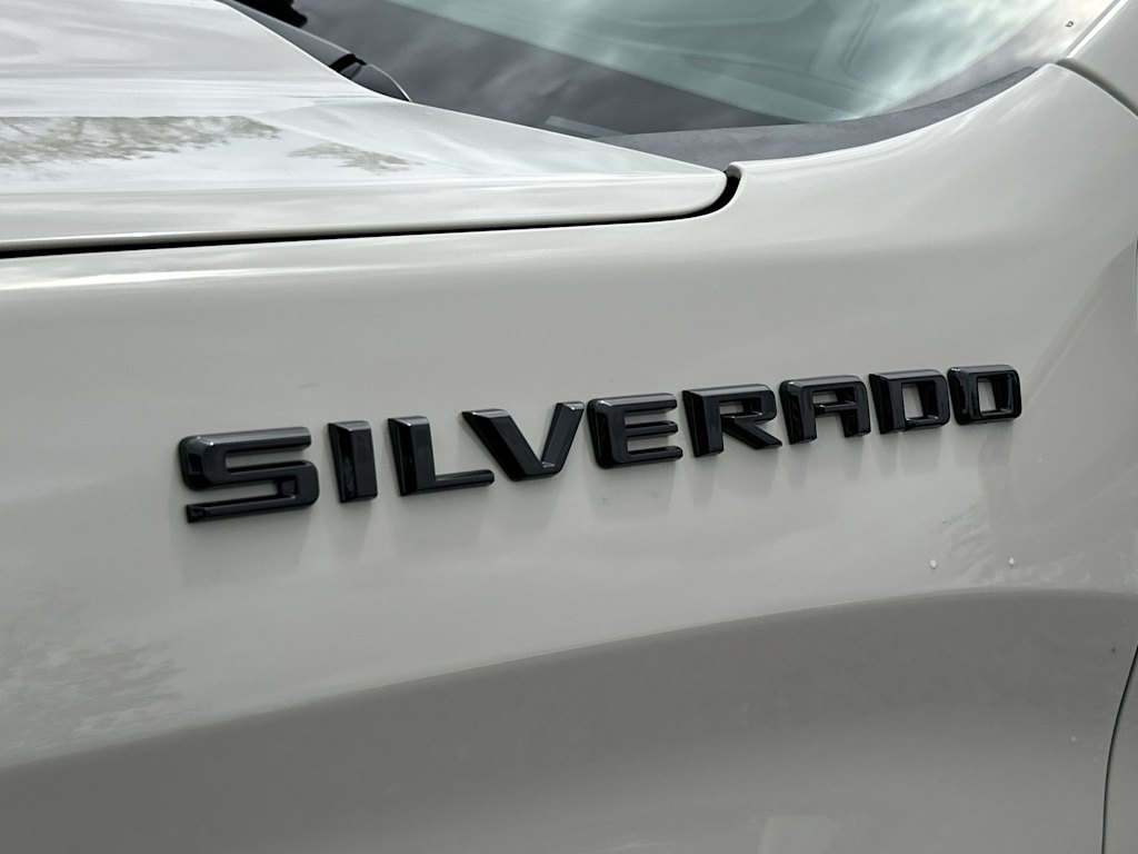Thumbnail: 2026 Chevrolet Silverado 1500 - 23