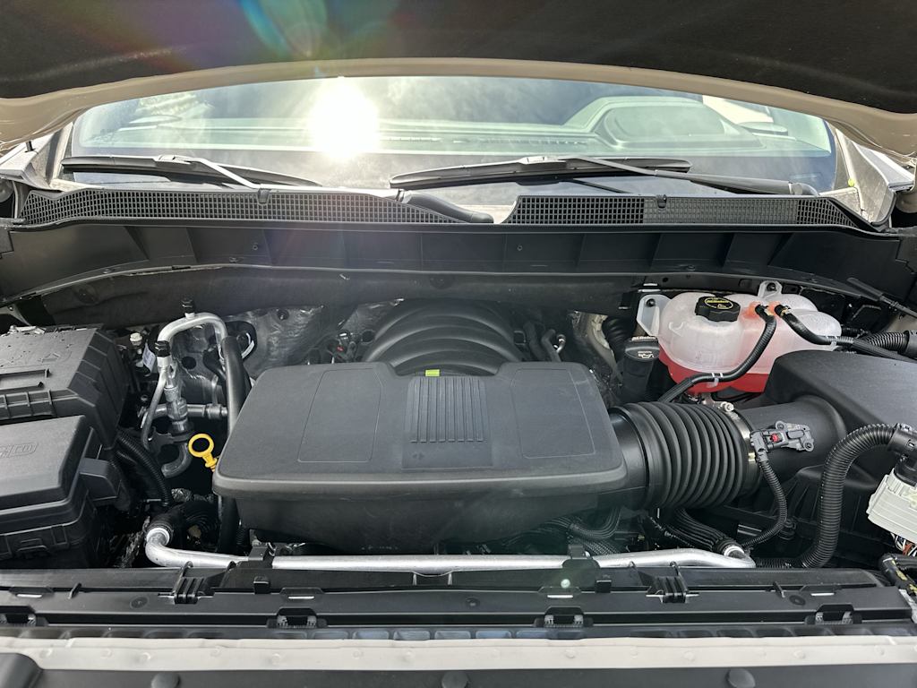 Thumbnail: 2026 Chevrolet Silverado 1500 - 9