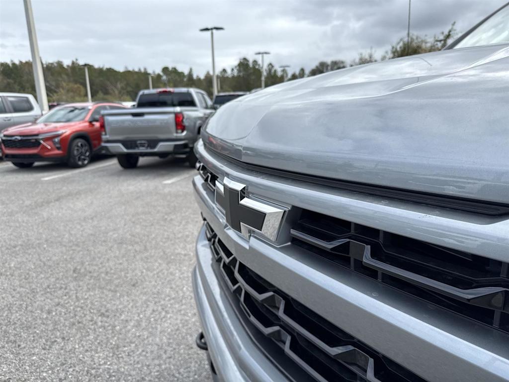 2025 Chevrolet Silverado 1500 RST 7