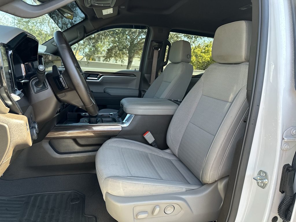 Thumbnail: 2025 Chevrolet Silverado 1500 - 11