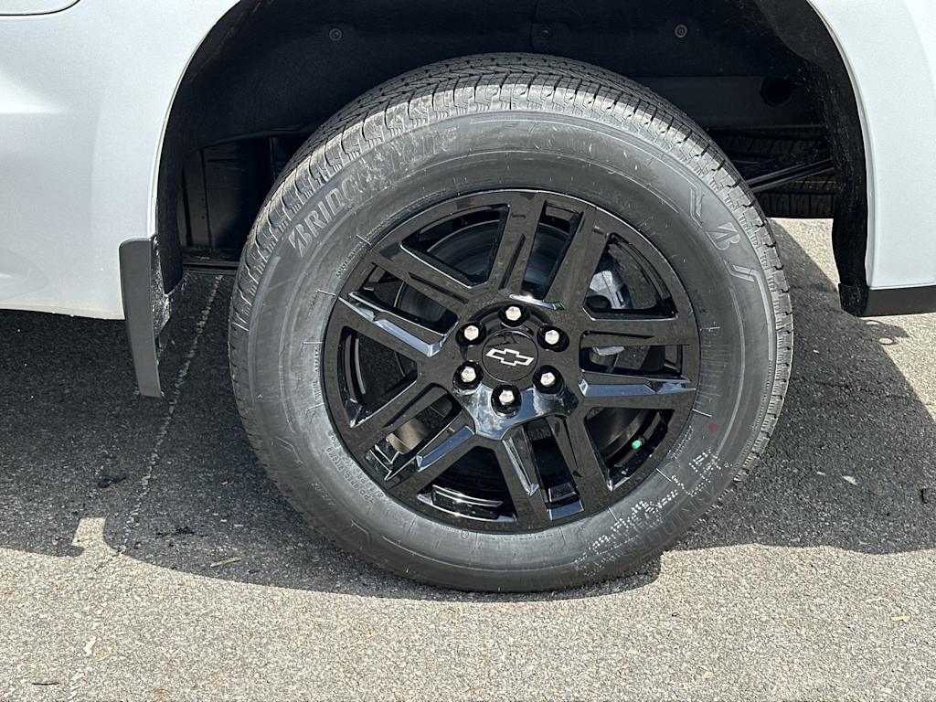 Thumbnail: 2026 Chevrolet Silverado 1500 - 6