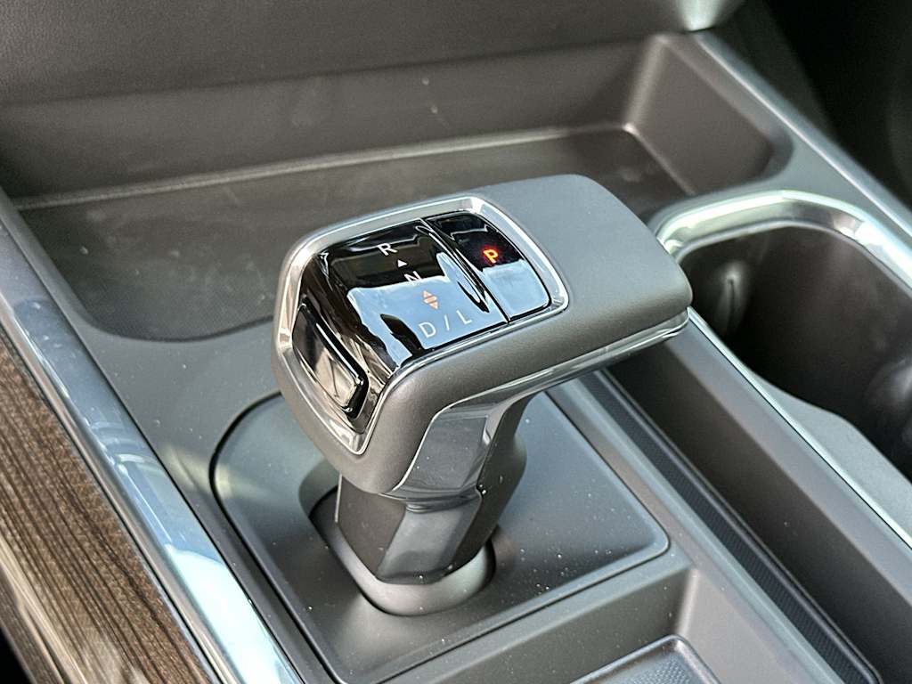 Thumbnail: 2026 Chevrolet Silverado 1500 - 13