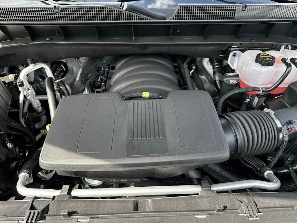 Thumbnail: 2026 Chevrolet Silverado 1500 - 9