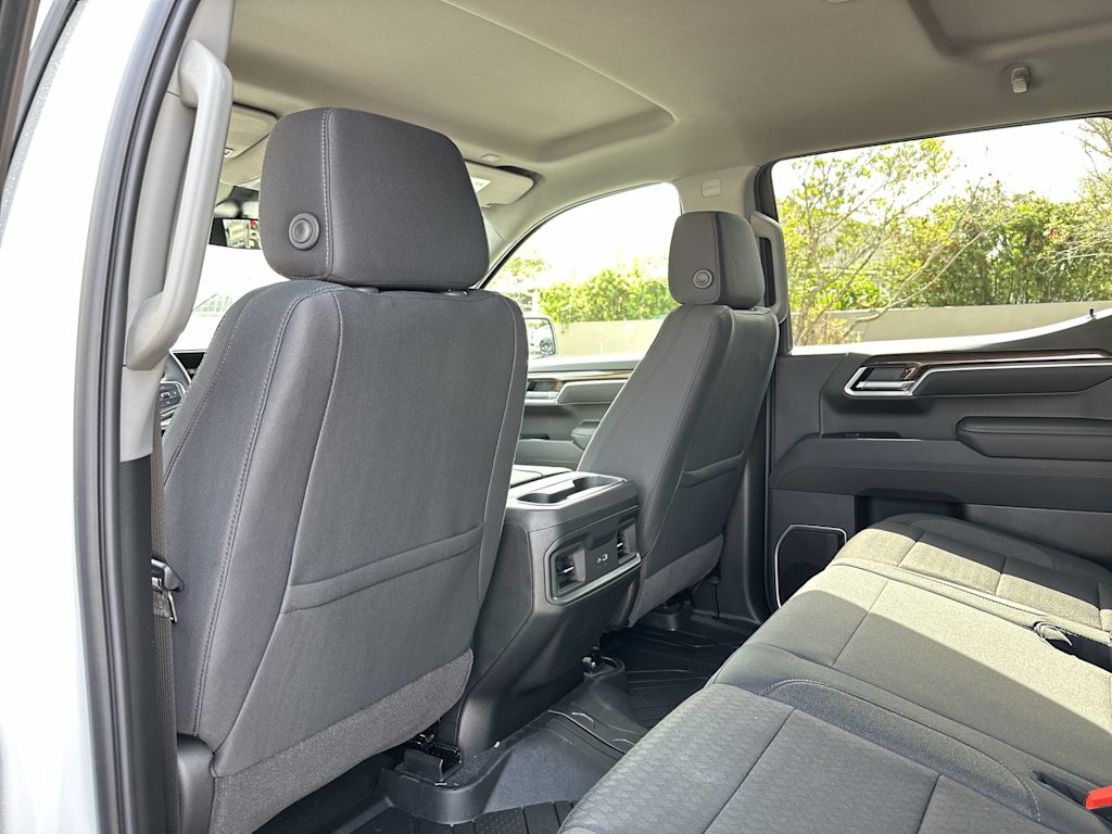 Thumbnail: 2026 Chevrolet Silverado 1500 - 13
