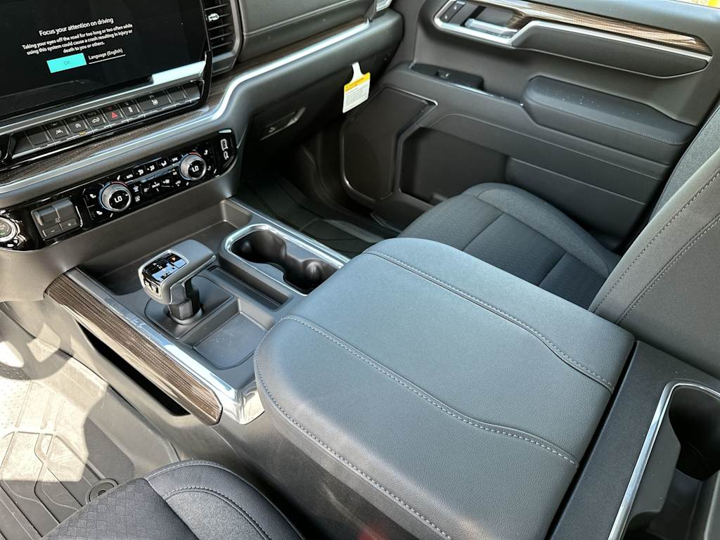 2026 Chevrolet Silverado 1500 RST - Photo 13