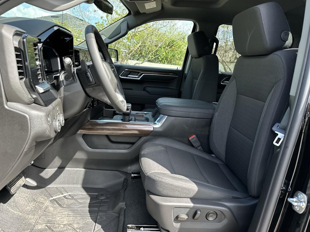 2026 Chevrolet Silverado 1500 RST - Photo 10