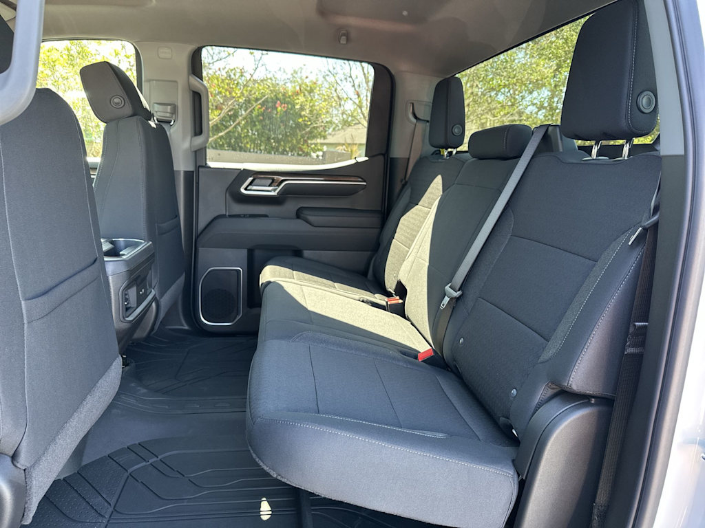Thumbnail: 2026 Chevrolet Silverado 1500 - 12