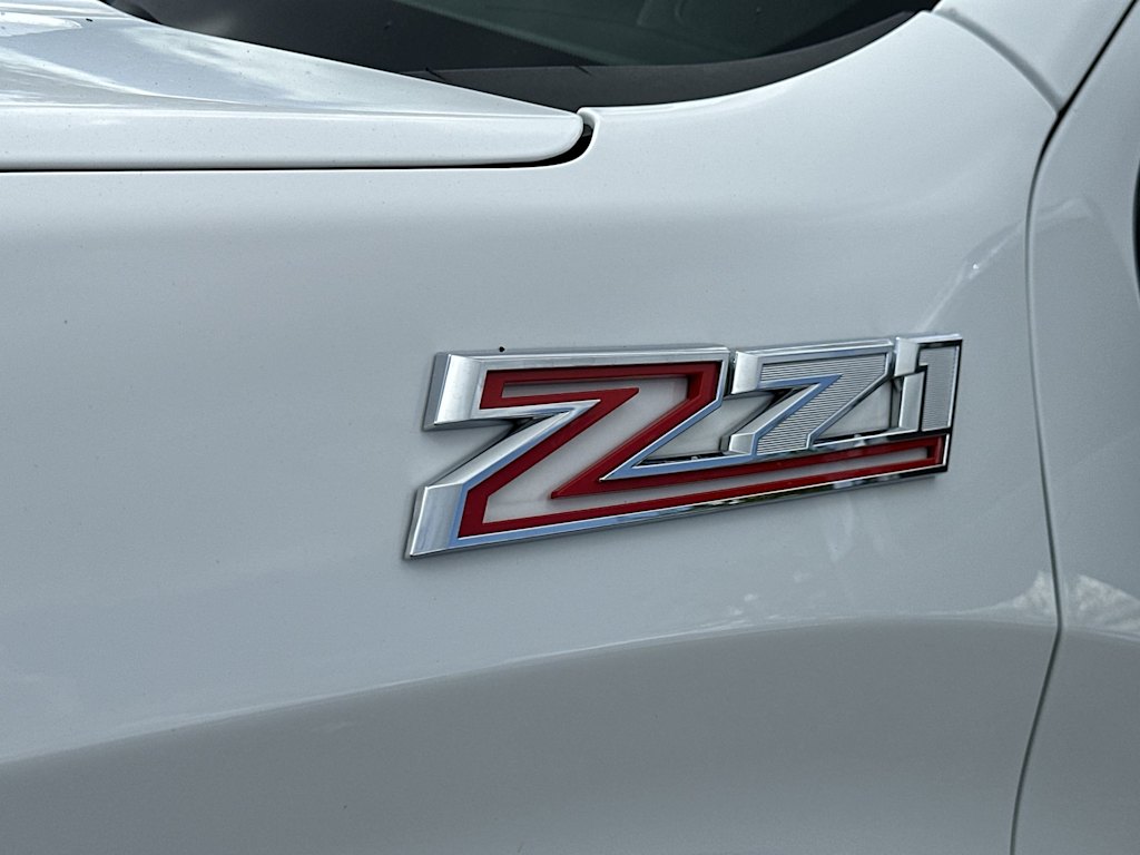 Thumbnail: 2023 Chevrolet Silverado 1500 - 21