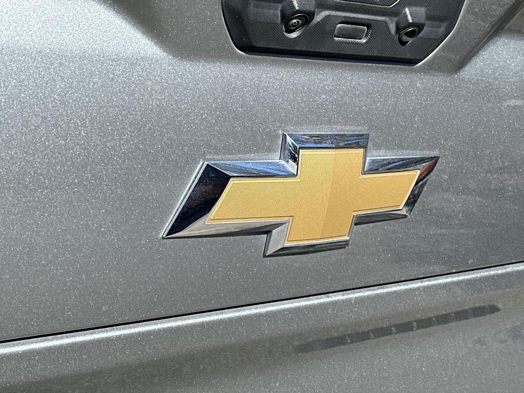 Thumbnail: 2024 Chevrolet Silverado 1500 - 17