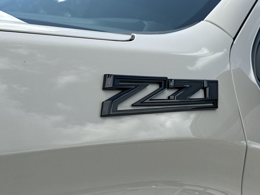 Thumbnail: 2026 Chevrolet Silverado 1500 - 25