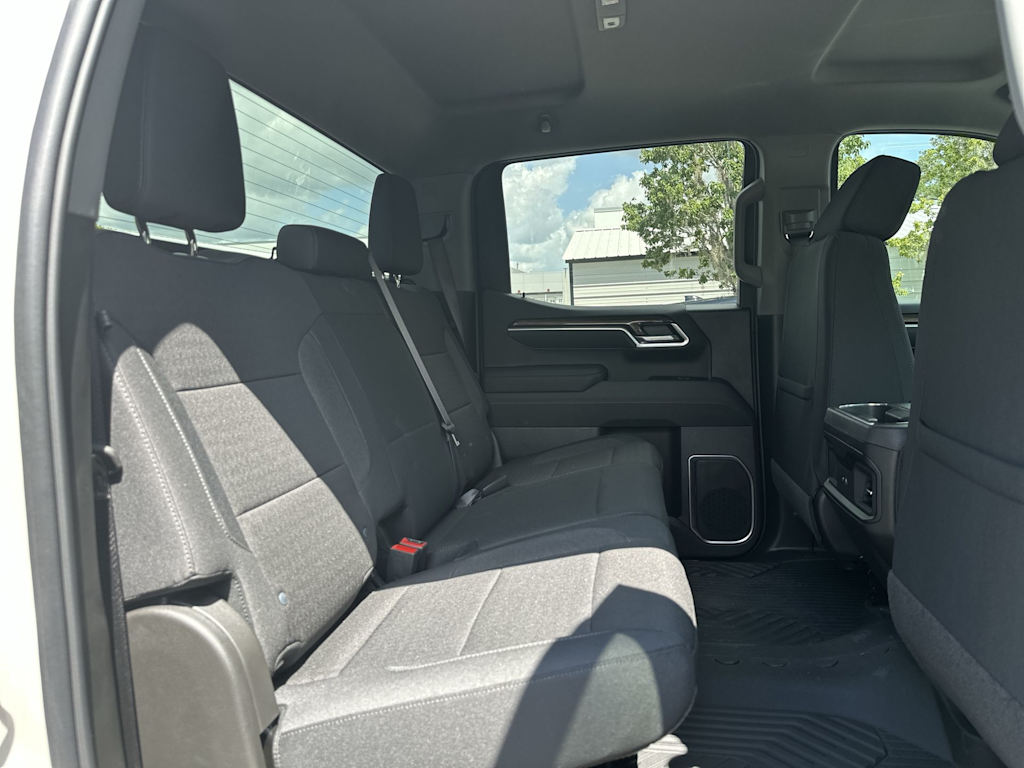 Thumbnail: 2026 Chevrolet Silverado 1500 - 26