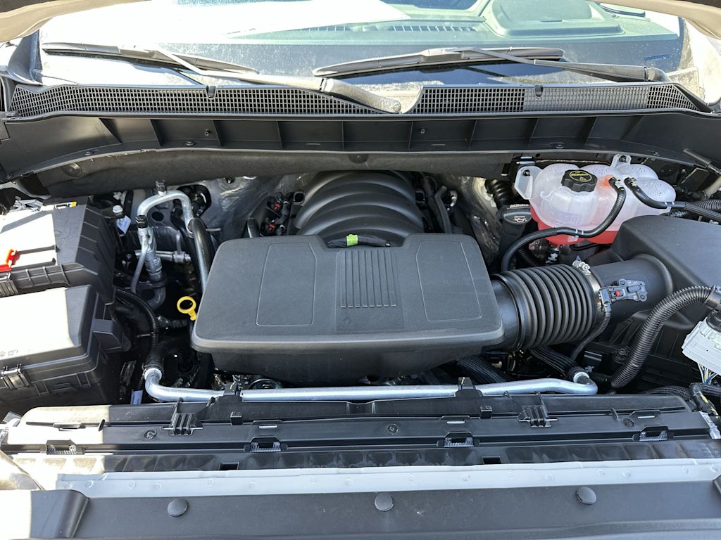 Thumbnail: 2026 Chevrolet Silverado 1500 - 9