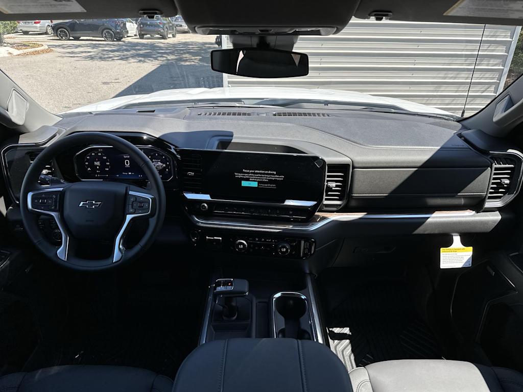 Thumbnail: 2026 Chevrolet Silverado 1500 - 2