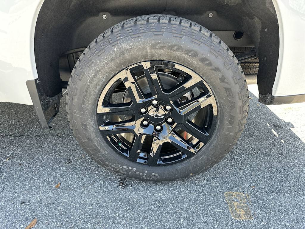 Thumbnail: 2026 Chevrolet Silverado 1500 - 7