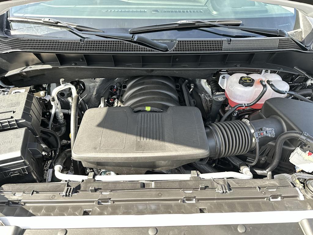 Thumbnail: 2026 Chevrolet Silverado 1500 - 9