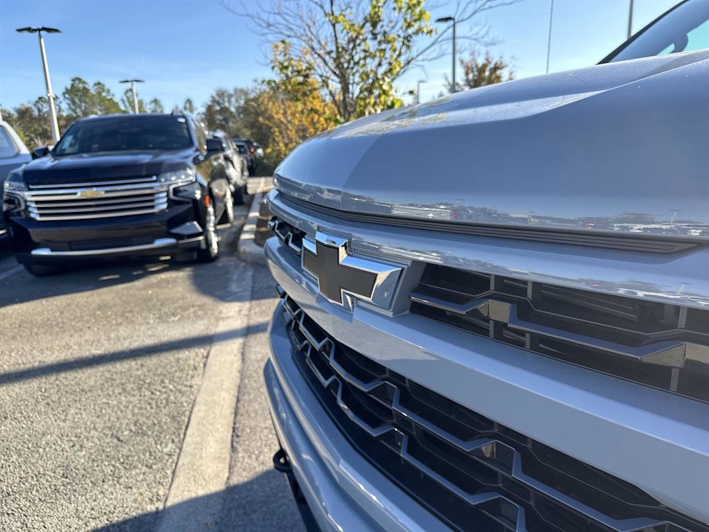 2025 Chevrolet Silverado 1500 RST 7