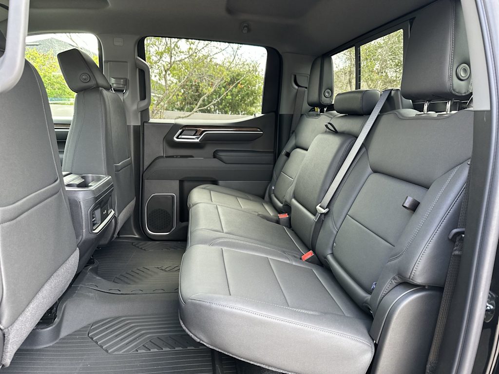 Thumbnail: 2026 Chevrolet Silverado 1500 - 12