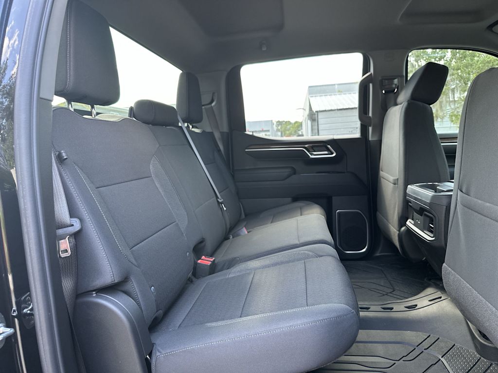 Thumbnail: 2026 Chevrolet Silverado 1500 - 24