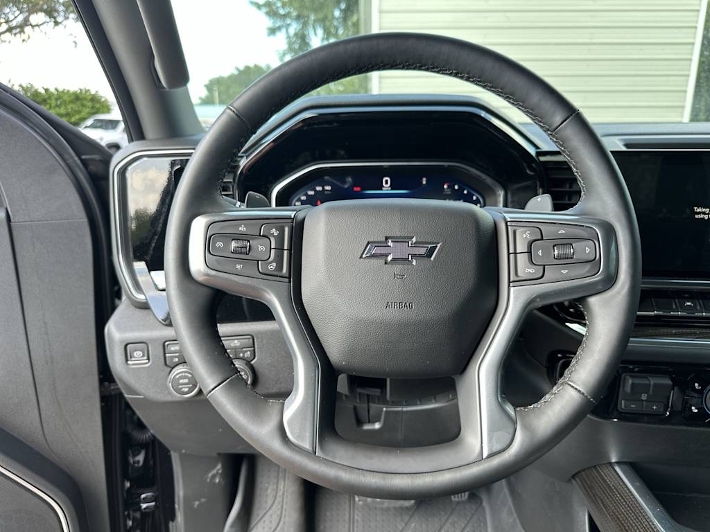 Thumbnail: 2026 Chevrolet Silverado 1500 - 10