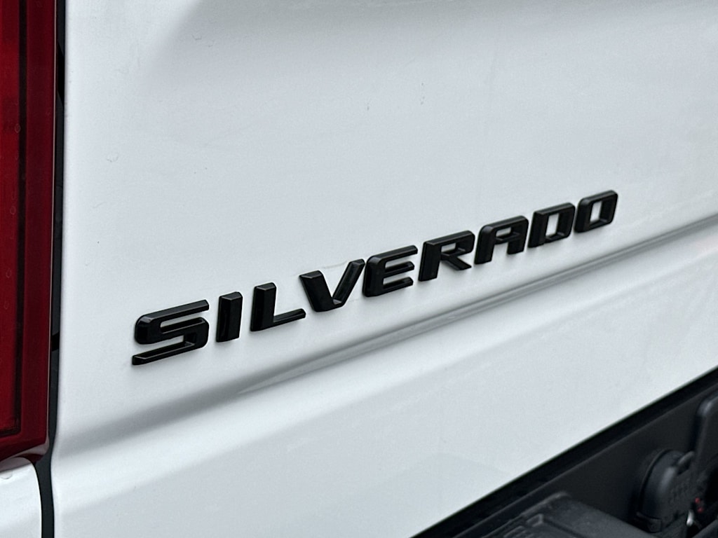 Thumbnail: 2026 Chevrolet Silverado 1500 - 23