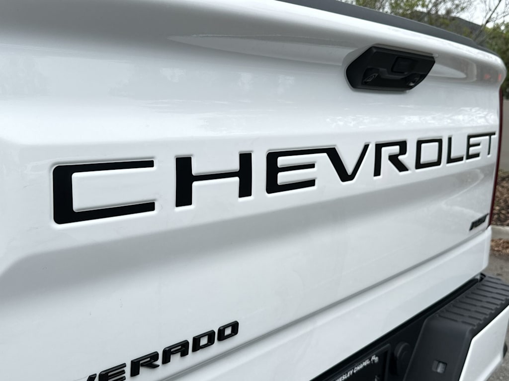 Thumbnail: 2026 Chevrolet Silverado 1500 - 6