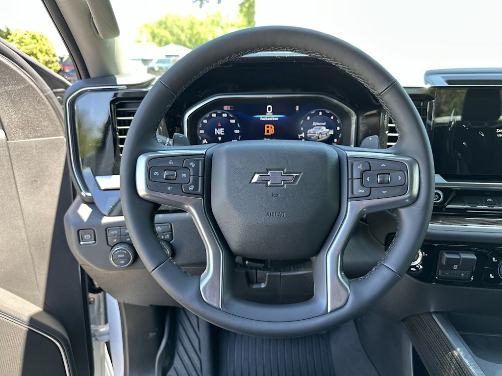 Thumbnail: 2026 Chevrolet Silverado 1500 - 8