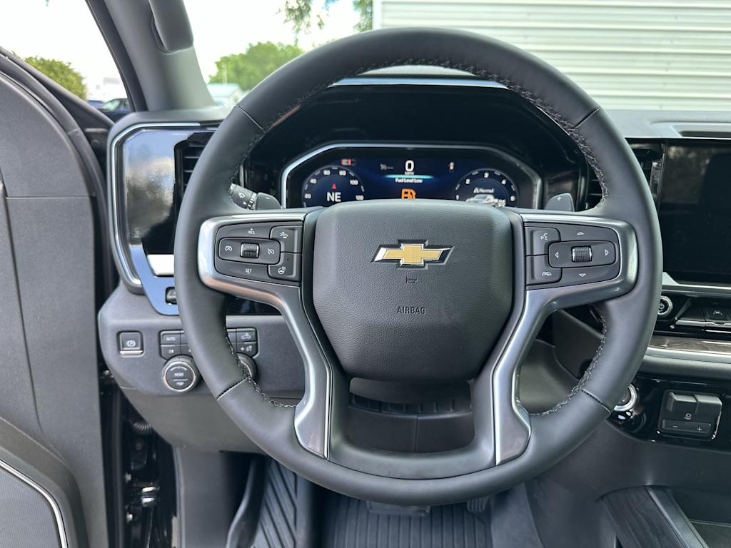 Thumbnail: 2026 Chevrolet Silverado 1500 - 10