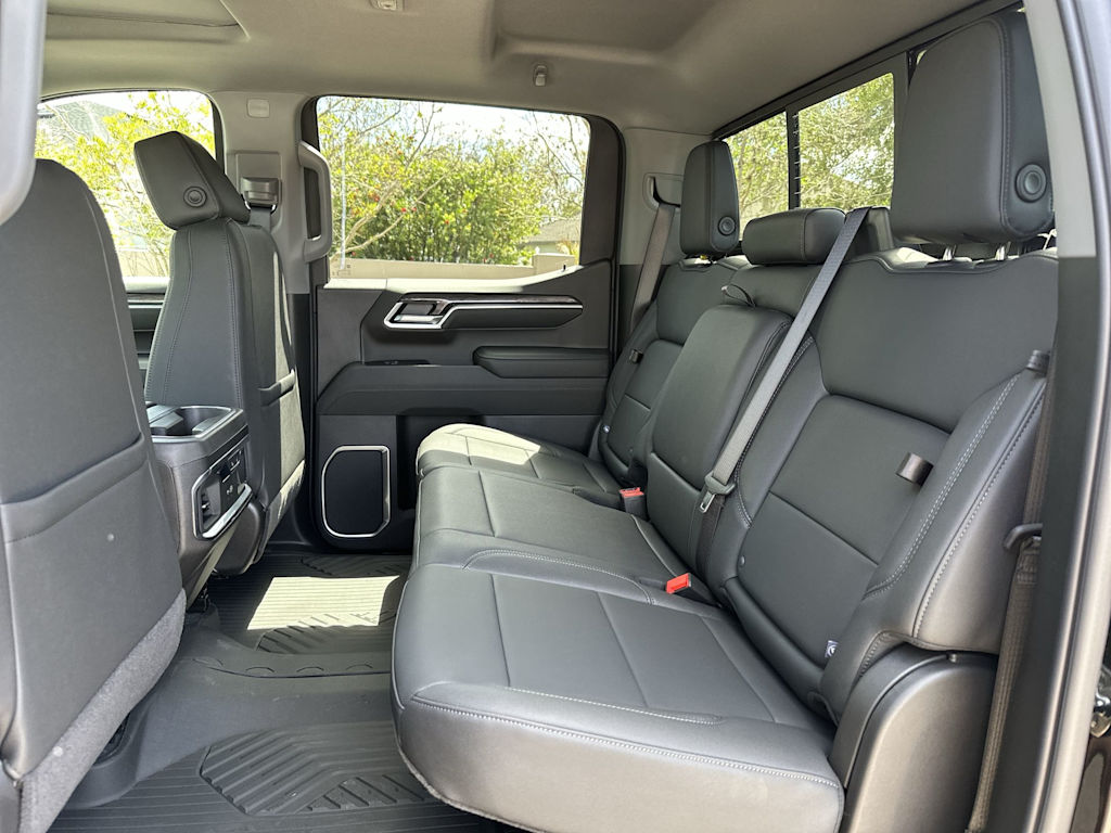 Thumbnail: 2026 Chevrolet Silverado 1500 - 13