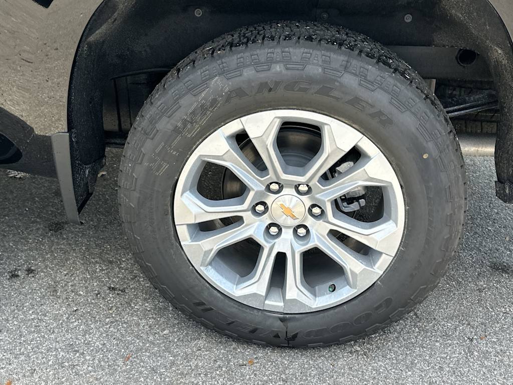 Thumbnail: 2026 Chevrolet Silverado 1500 - 8