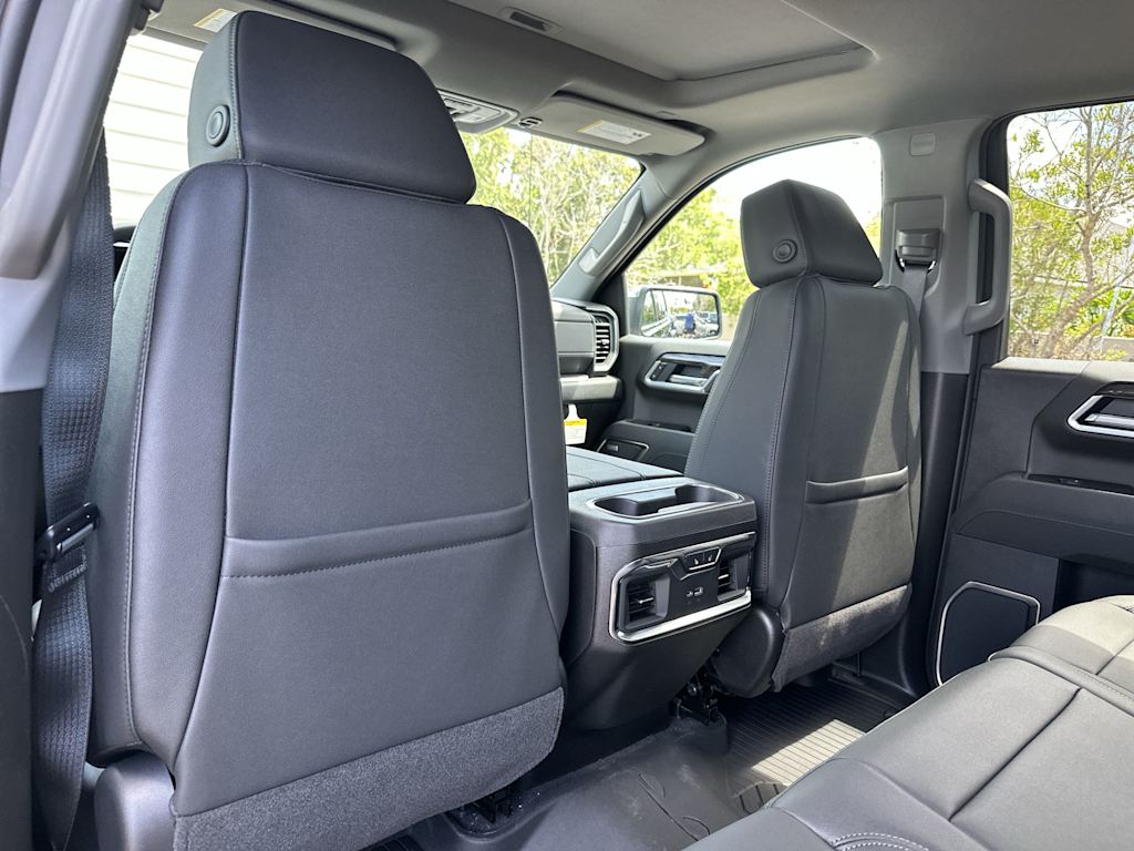 Thumbnail: 2026 Chevrolet Silverado 1500 - 24