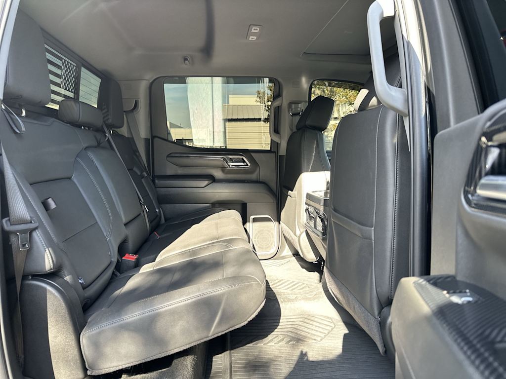 Thumbnail: 2025 Chevrolet Silverado 1500 - 26