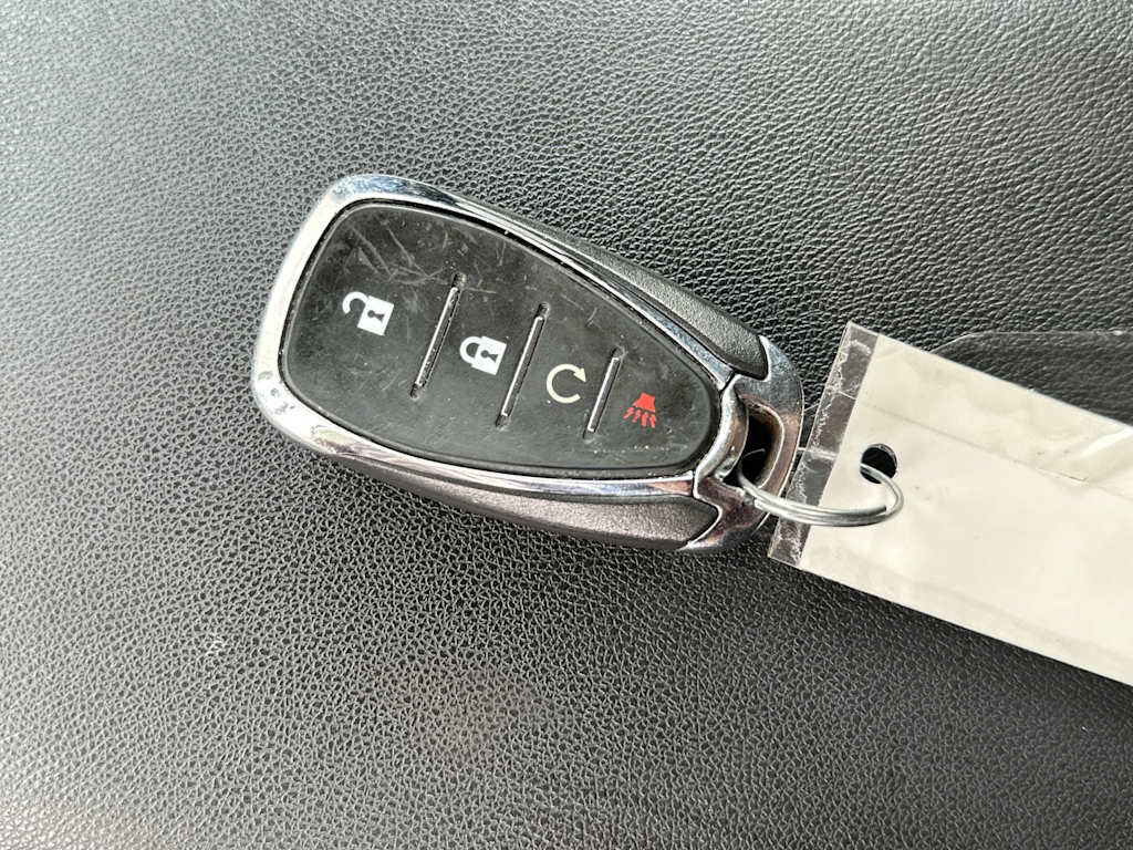 Thumbnail: 2019 Chevrolet Equinox - 17