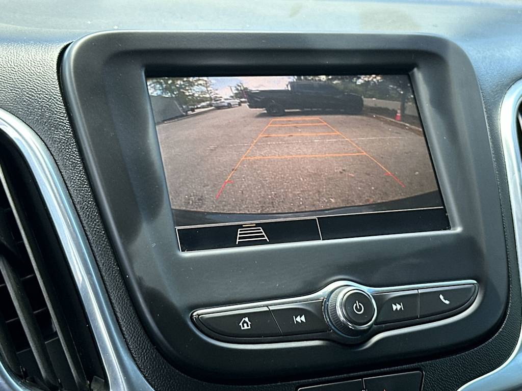 Thumbnail: 2022 Chevrolet Equinox - 15