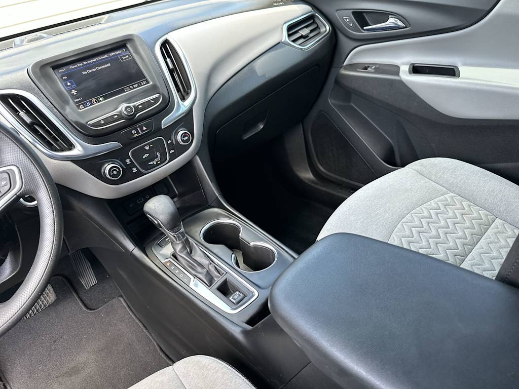 Thumbnail: 2022 Chevrolet Equinox - 35