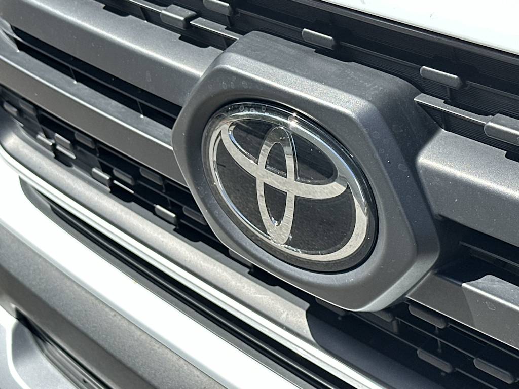 Thumbnail: 2024 Toyota RAV4 - 7