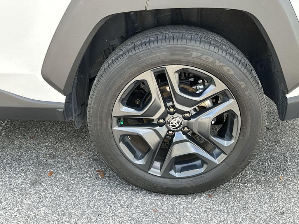 Thumbnail: 2024 Toyota RAV4 - 8