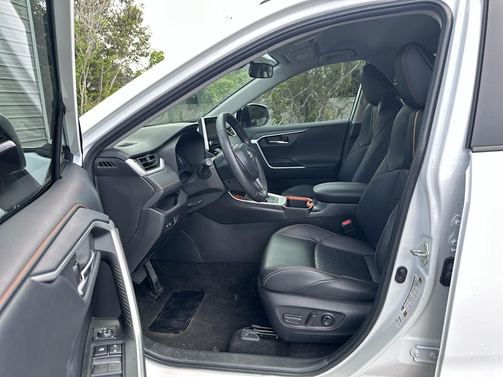 Thumbnail: 2024 Toyota RAV4 - 11