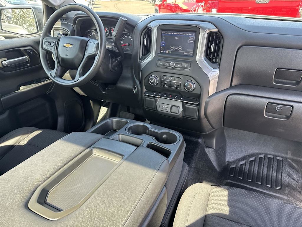 2024 Chevrolet Silverado 1500 Work Truck 3
