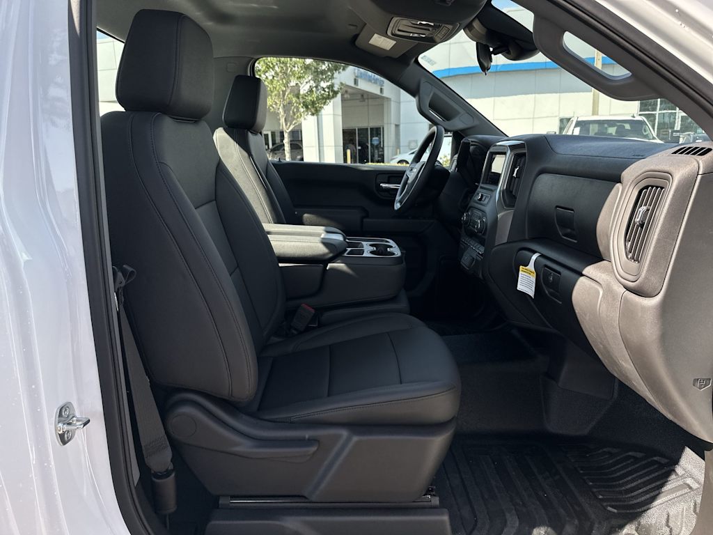 Thumbnail: 2025 Chevrolet Silverado 1500 - 25