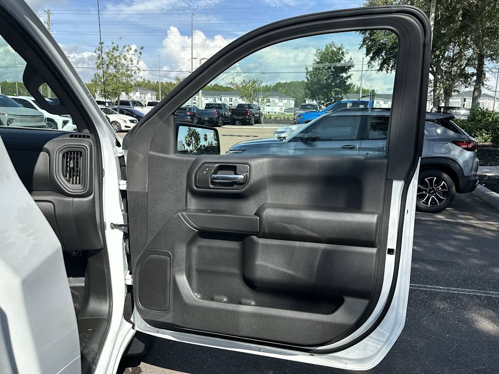 Thumbnail: 2025 Chevrolet Silverado 1500 - 23