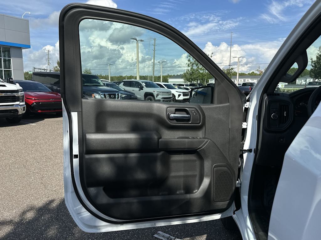 Thumbnail: 2025 Chevrolet Silverado 1500 - 24