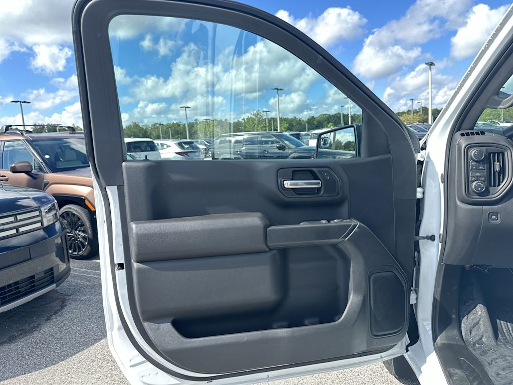 Thumbnail: 2025 Chevrolet Silverado 1500 - 23