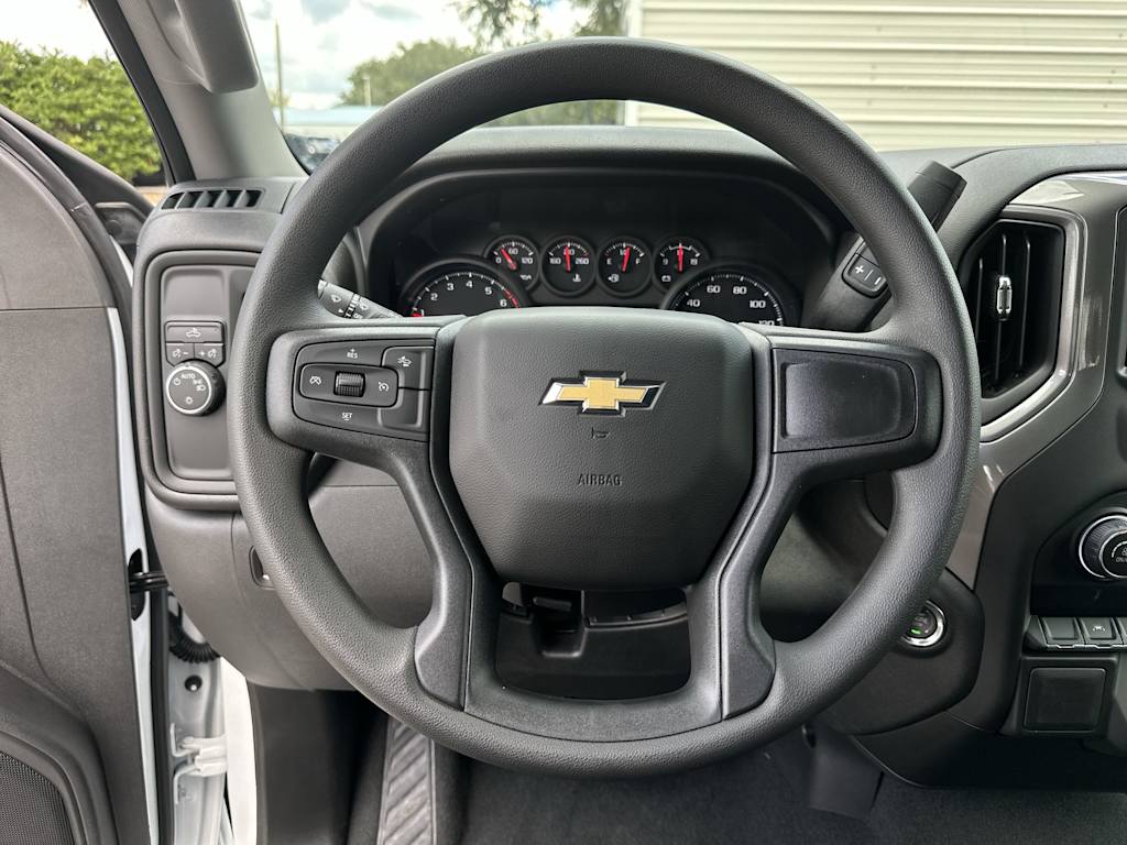 Thumbnail: 2026 Chevrolet Silverado 1500 - 10