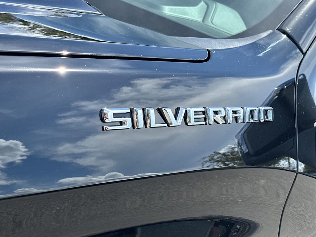 Thumbnail: 2026 Chevrolet Silverado 1500 - 7