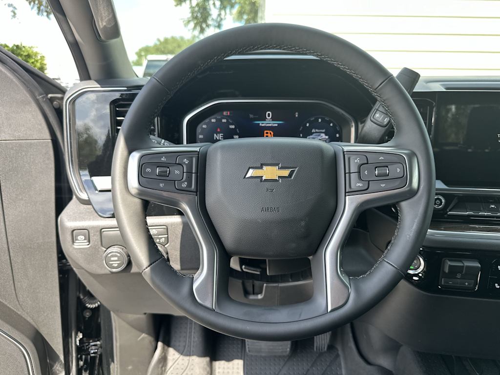 Thumbnail: 2026 Chevrolet Silverado 1500 - 10