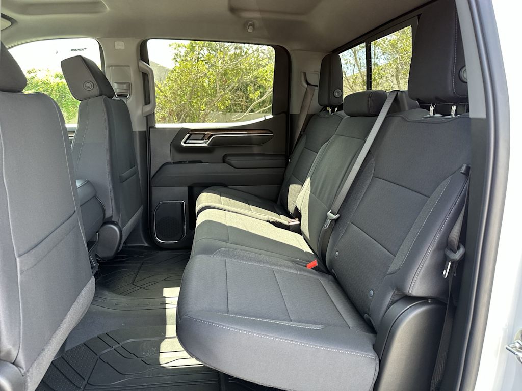 Thumbnail: 2026 Chevrolet Silverado 1500 - 23