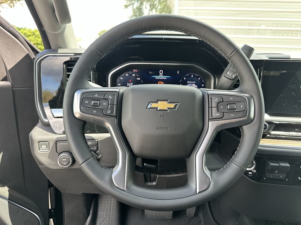 Thumbnail: 2026 Chevrolet Silverado 1500 - 10