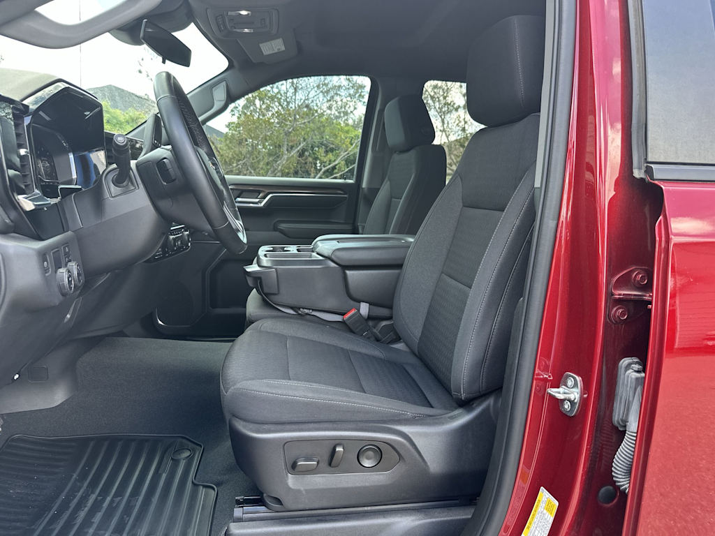 Thumbnail: 2023 Chevrolet Silverado 1500 - 11