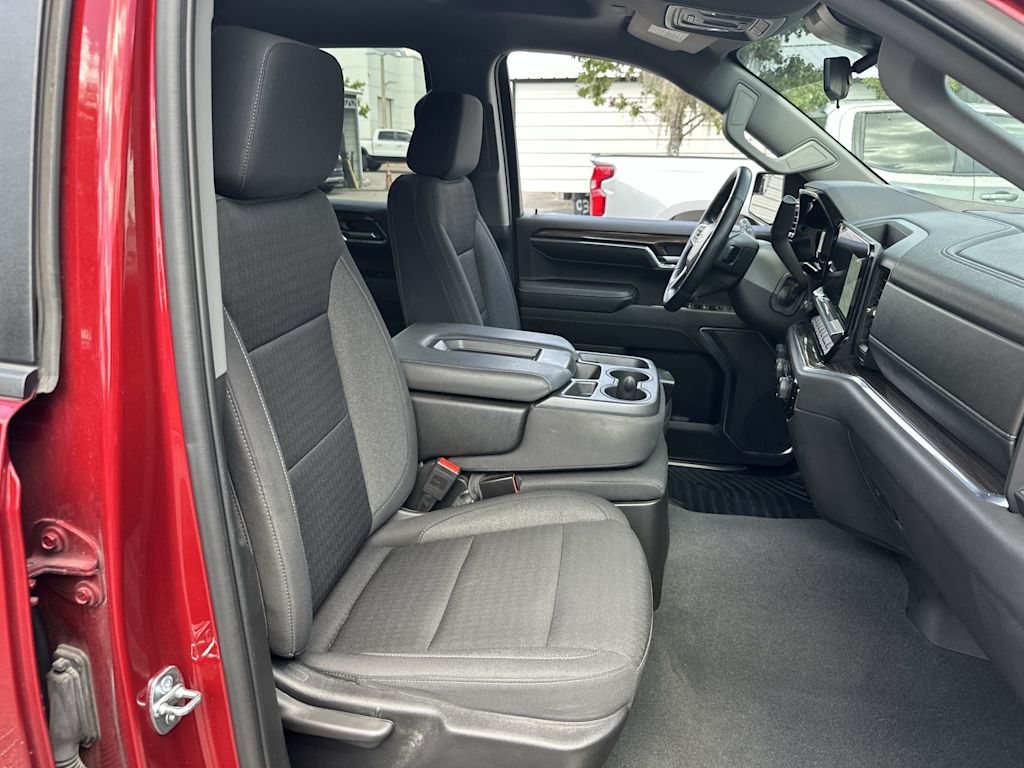 Thumbnail: 2023 Chevrolet Silverado 1500 - 26