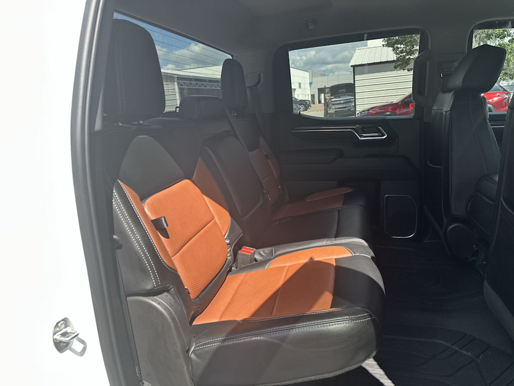 Thumbnail: 2023 Chevrolet Silverado 1500 - 26